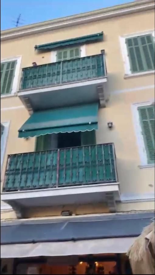 L'Echelle Rouge Aparthotel Кан Екстериор снимка