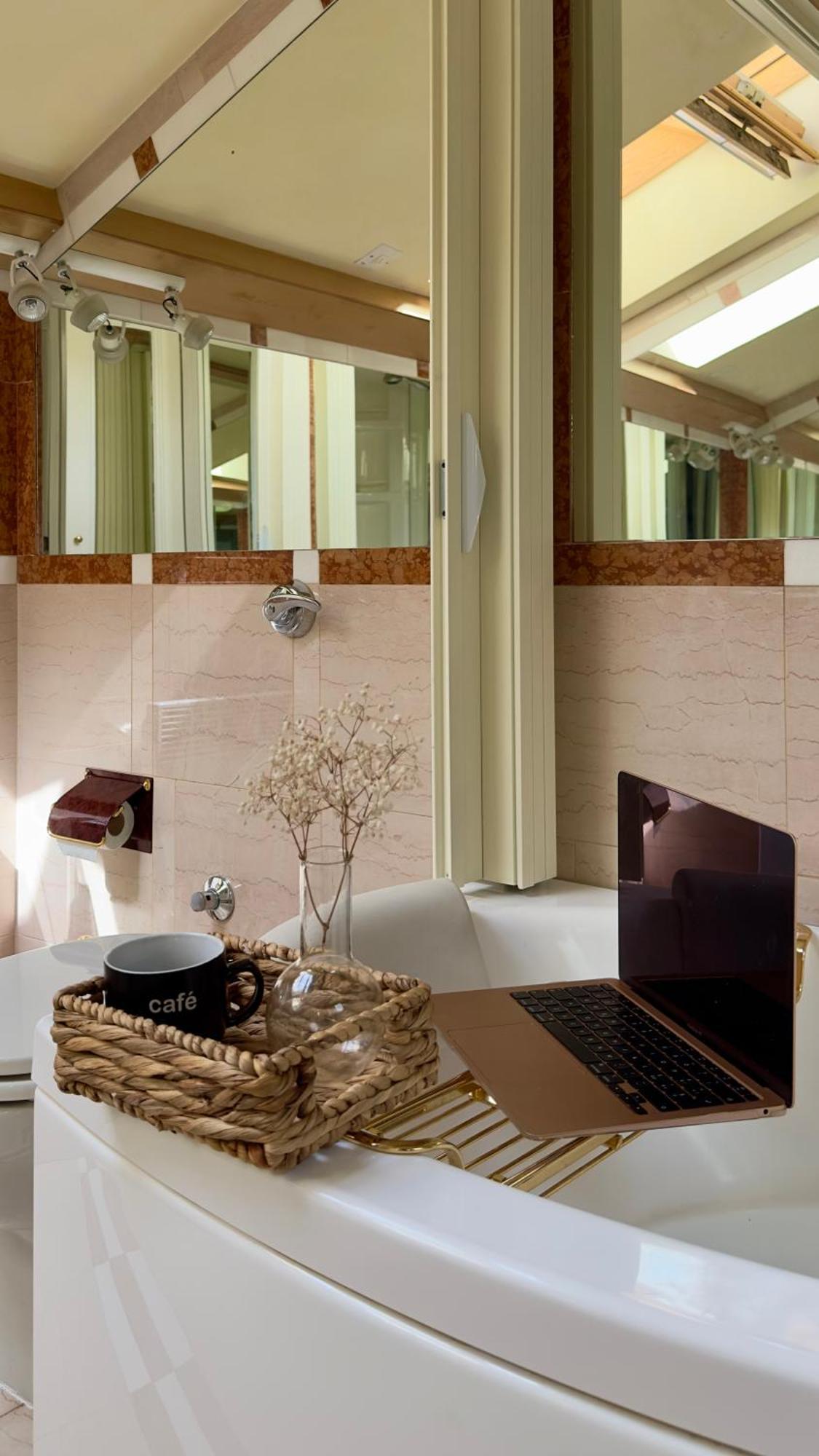 L'Echelle Rouge Aparthotel Кан Стая снимка
